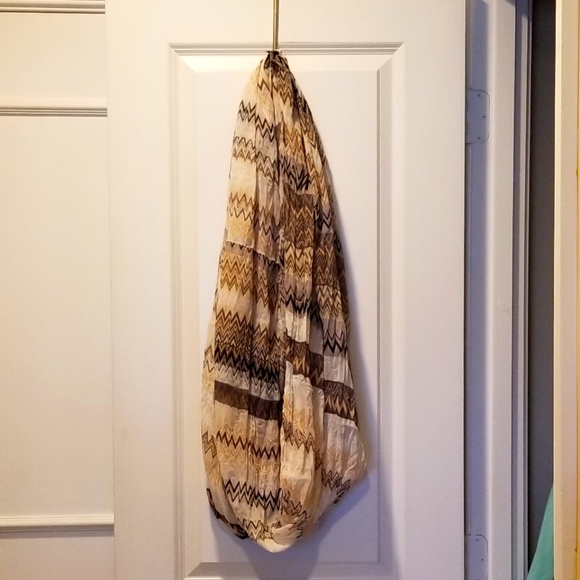 Accessories - Lightweight Infinity Scarf (Multicolor)